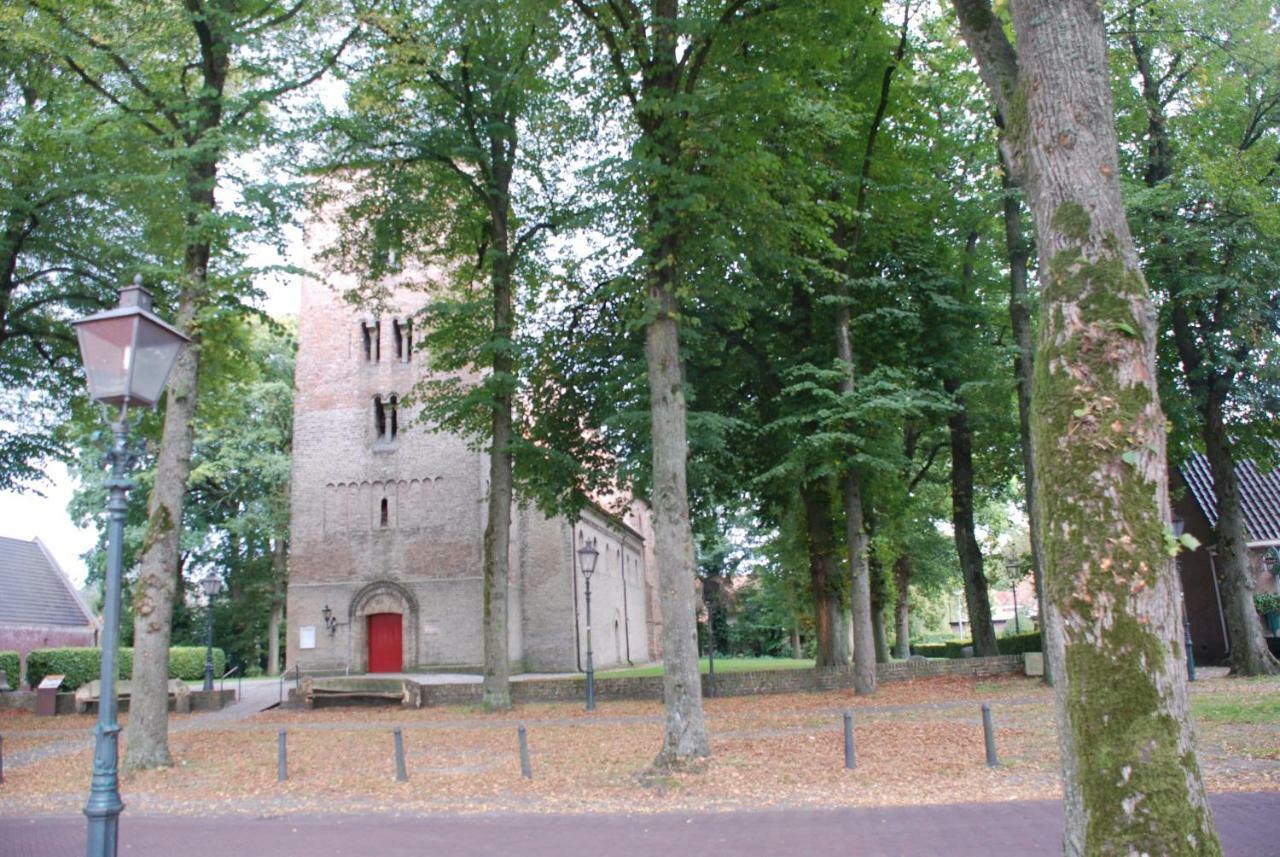 Assen-Groningen-Saunacabine Вріс Екстер'єр фото